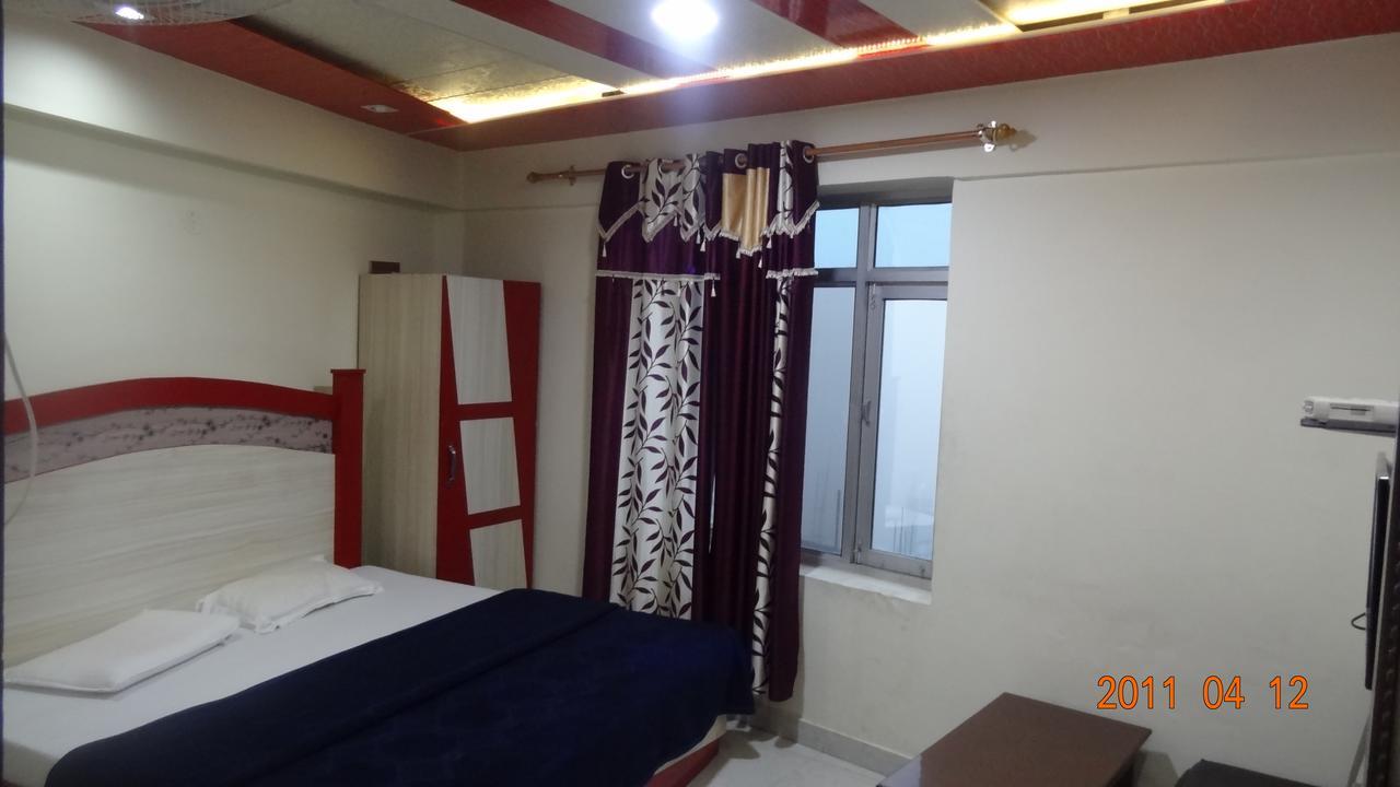 Hotel Dalhousie Hills Esterno foto